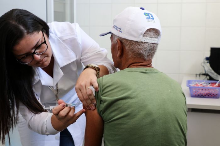 Sergipe começa a vacinar idosos com 70 anos ou mais a partir de hoje