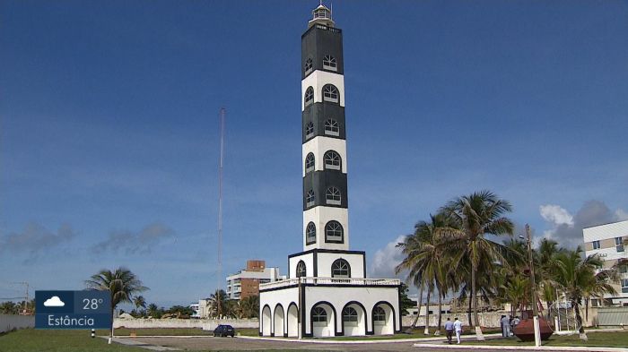 Vereador defende retirada de muro do farol da Coroa do Meio