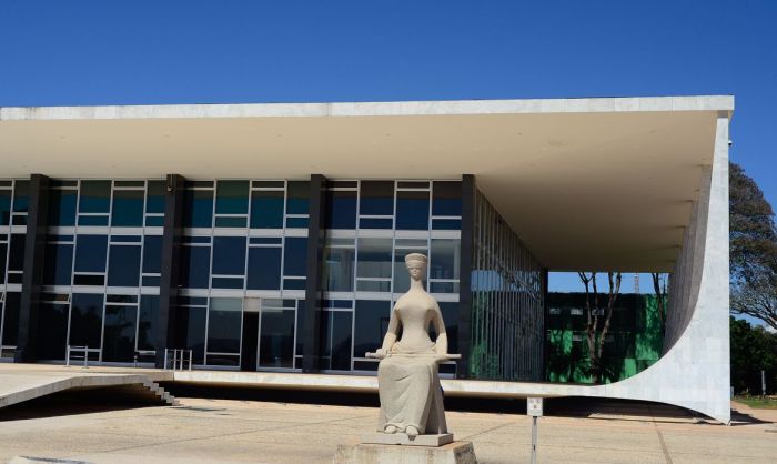 Belivaldo assina nota em defesa de ministros do STF