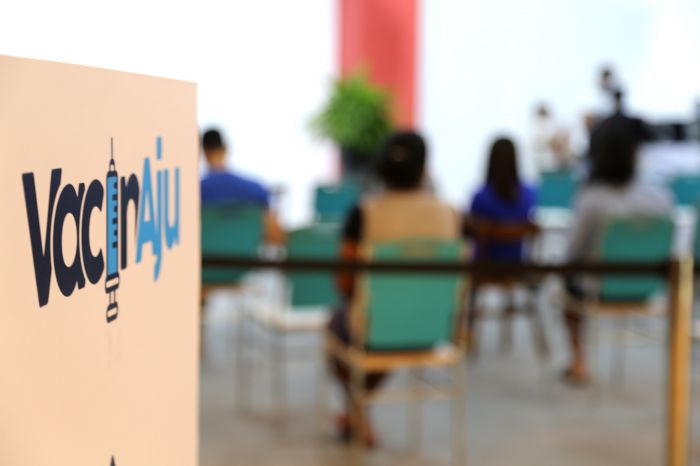 Covid-19: Aracaju já vacinou 64% de sua população