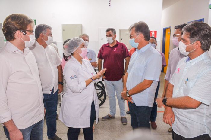 Laércio visita UPA 24 horas de Itaporanga D'Ajuda