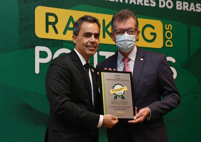 Laércio é premiado em Brasília como melhor parlamentar de Sergipe pelo Ranking dos Políticos