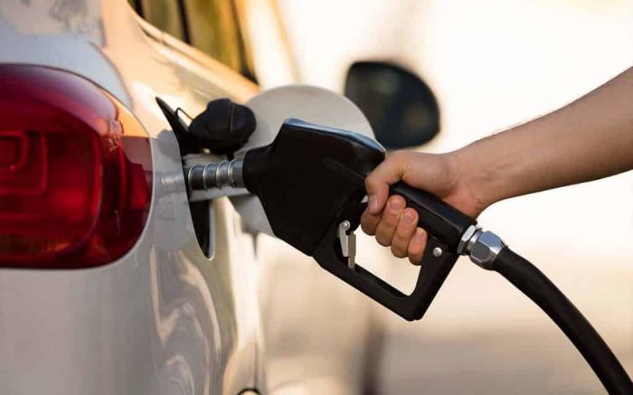 Privatizada, refinaria na Bahia vende gasolina mais cara que a Petrobras
