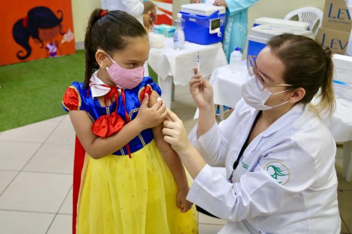 Aracaju é a capital do Nordeste que vacinou o maior percentual de crianças