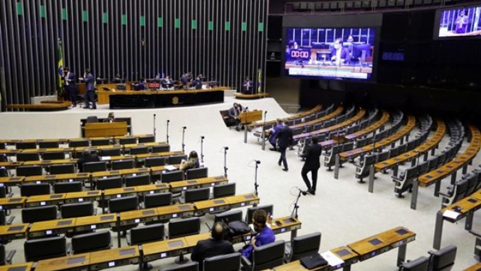 ‘Janela partidária’ está aberta para que deputados possam mudar de partido