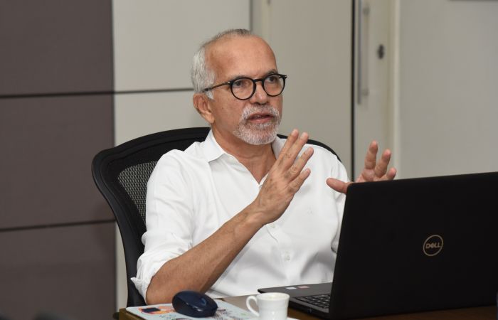 Edvaldo diz que seu nome continua à disposição do grupo
