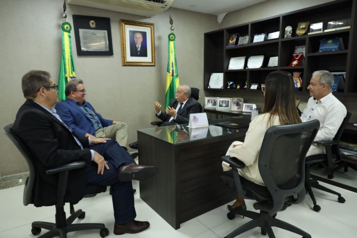 Presidente do Sistema Fecomércio realiza visita de cortesia ao presidente do Legislativo