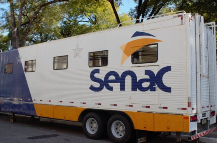 Com foco no mercado de trabalho, carreta do Senac/SE ofertará cursos e oficinas de gastronomia durante o Natal Iluminado