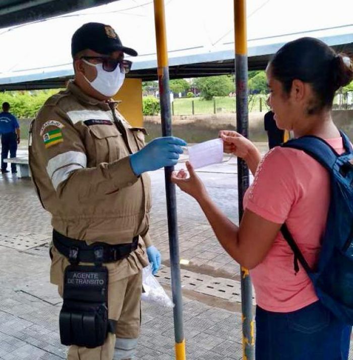 Prefeitura distribuirá máscaras aos usuários do transporte público em Aracaju