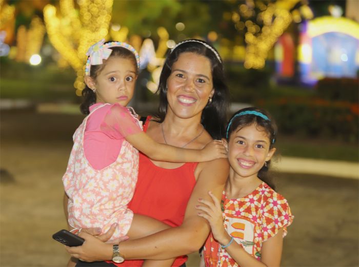 Natal Iluminado: Encantos e segurança garantem diversão das famílias
