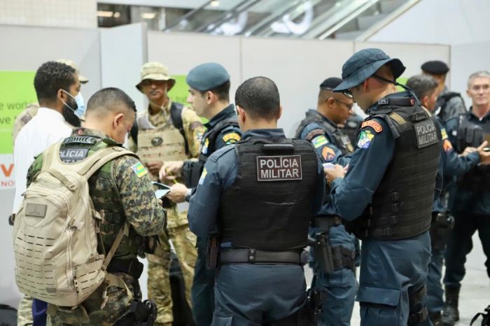 Tropa de 40 policiais militares de Sergipe embarca para Brasília