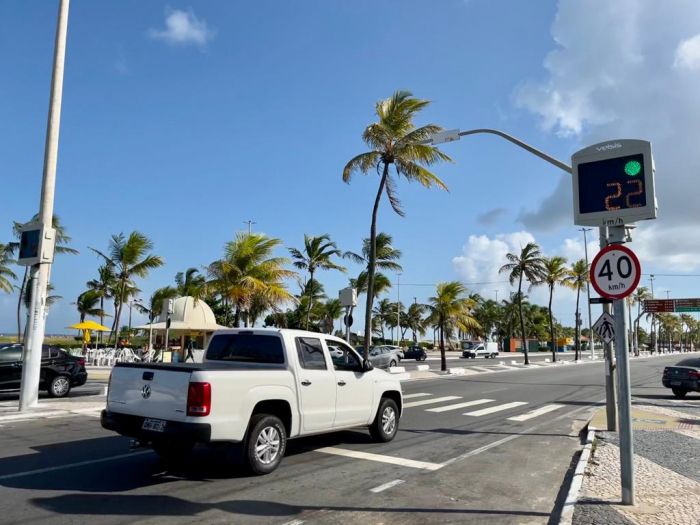 Em 15 dias, 6,3 mil veículos passaram pelos novos radares acima da velocidade permitida