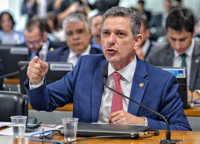 Senador Rogério Carvalho acusa Sergio Moro e Jair Bolsonaro de fraude durante CPMI do Golpe