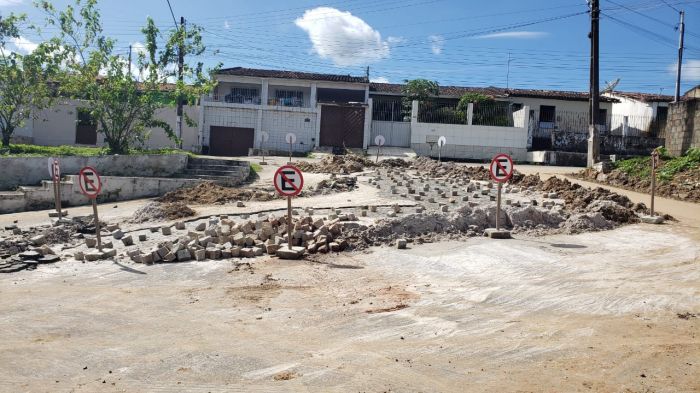 Prefeitura de Laranjeiras continua trabalhando para amenizar os estragos da chuva