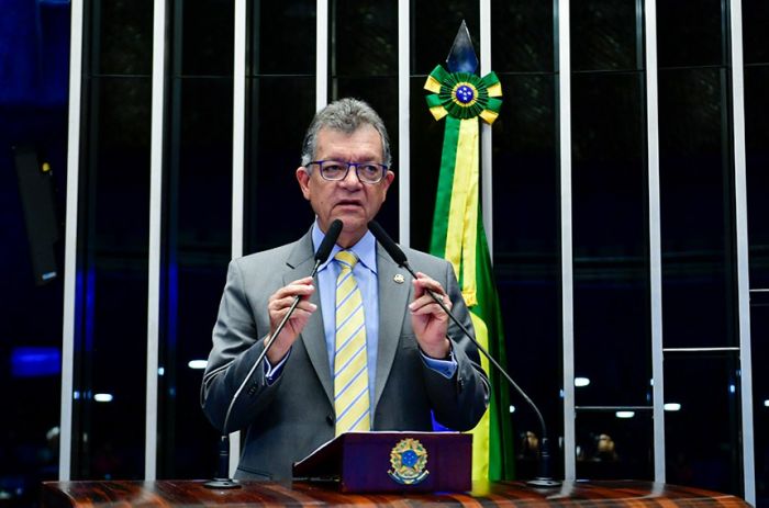 Laércio defende medidas para baixar preços do gás natural no Brasil, destaca Agência Senado