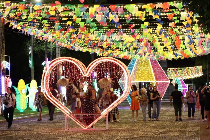 Com a abertura do “São João na Praça” e “São João da Família” população sergipana demonstra alegria em participar