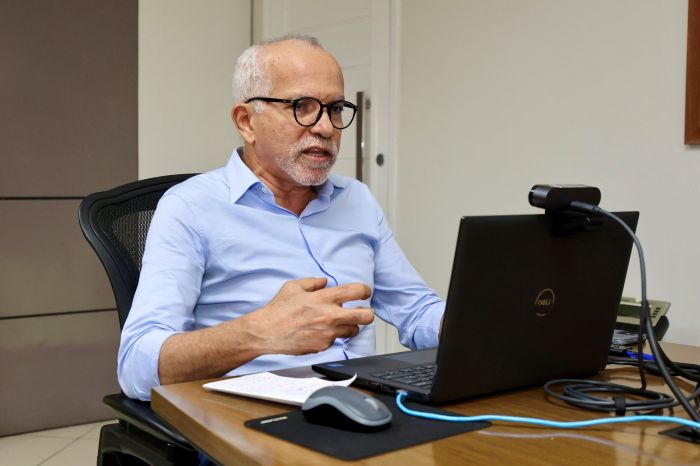 Prefeito Edvaldo debate sobre o impacto da reforma tributária nos municípios em seminário