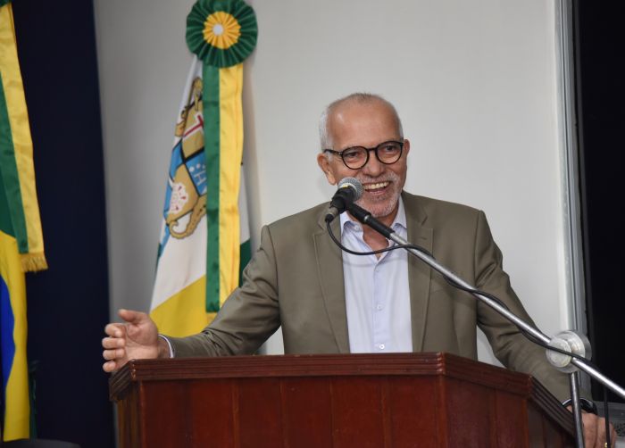 Prefeito Edvaldo empossa Victor Rollemberg como secretário do Desenvolvimento Econômico e Inovação