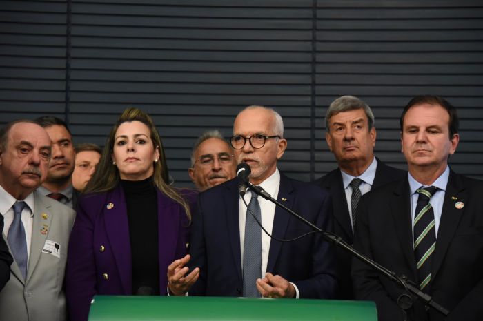 Presidente da FNP, Edvaldo lidera mobilização em Brasília por adiamento da votação da reforma tributária