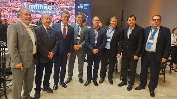 Sistema CNC homenageia Laércio por atuação contra o desvio de recursos do Sesc/Senac para a Embratur