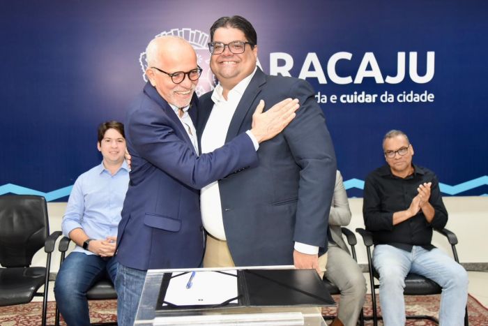 Prefeito Edvaldo empossa Joaquim da Janelinha como secretário da Articulação Política e Relações Institucionais