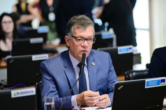 Proposta de Laércio que incentiva a indústria de fertilizantes é aprovada na CAE