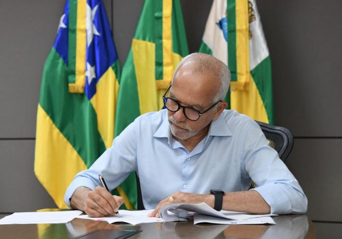 Prefeito Edvaldo sanciona leis que garantem melhorias ao transporte público da Grande Aracaju