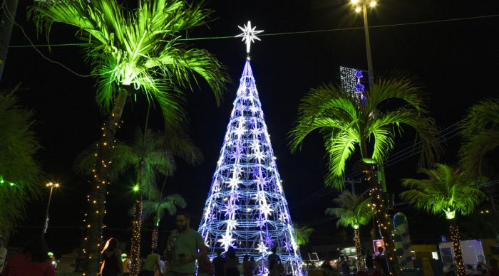 Forró embalará turistas e sergipanos nesta sexta-feira na Vila do Natal Iluminado