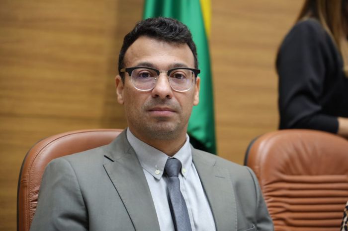 Alese concede Medalha do Mérito Parlamentar aos Delegados Adelmo Pelágio e Isaque Cangussu