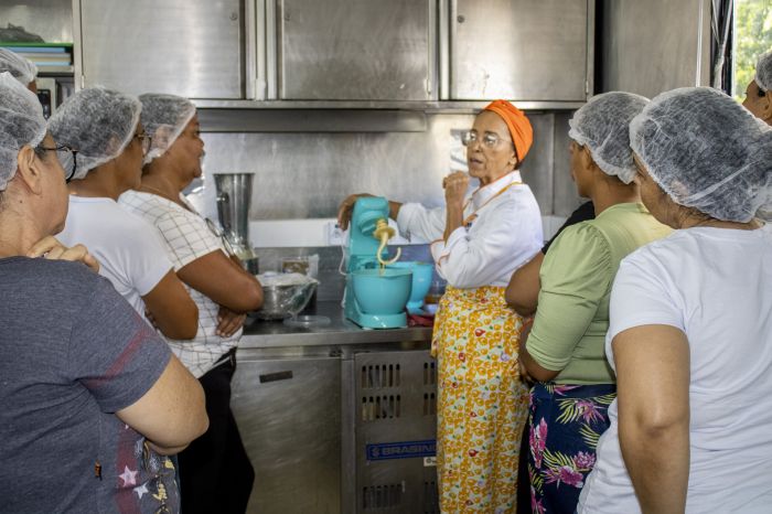 Parceria entre Governo e Senac promove cursos de qualificação na área da gastronomia natalina
