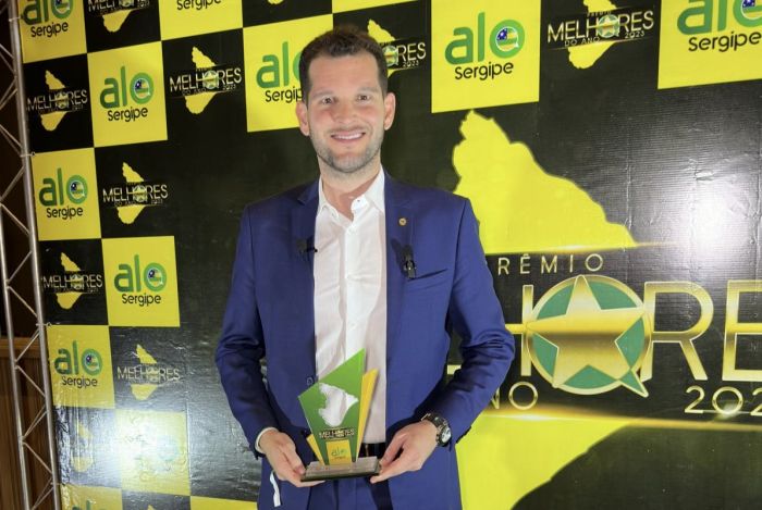 Neto Batalha ganha prêmio de deputado com mandato de maior produção legislativa em 2023