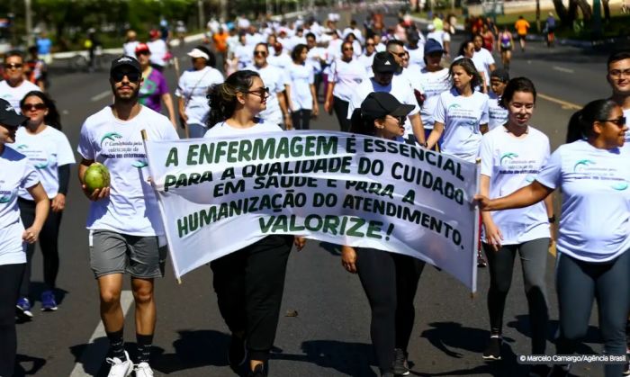 Piso da Enfermagem: STF forma maioria por 44 horas semanais e pela regionalização