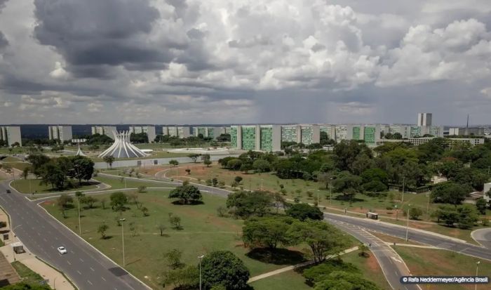 MGI formalizou nesta quarta-feira proposta de reajuste para servidores