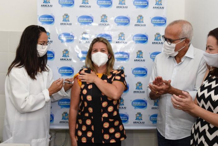 Responsável por salvar milhões de vidas, vacinação contra a covid-19 completa três anos que foi iniciada em Aracaju