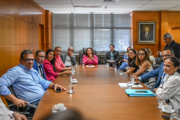 Decisão do STF sobre aposentadoria de servidores não concursados motiva reunião no TCE