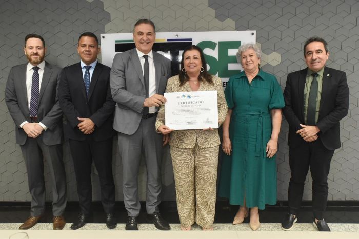 TCE/SE recebe certificado de garantia de qualidade em novo ciclo do MMD-TC