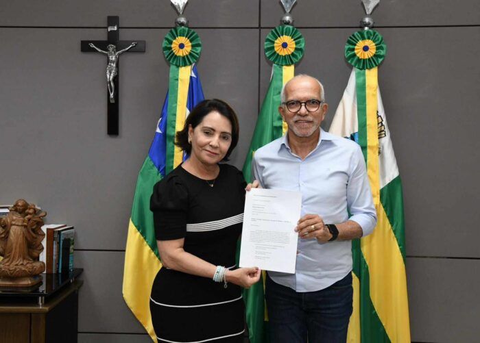 Prefeita eleita Emília Corrêa formaliza equipe de transição para início dos trabalhos em Aracaju