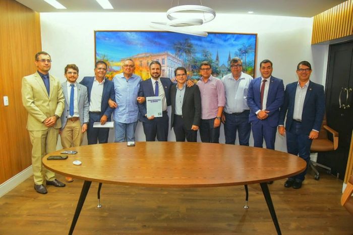 Presidente da Câmara de Aracaju se reúne com representantes empresariais para discutir sobre construção da nova sede da